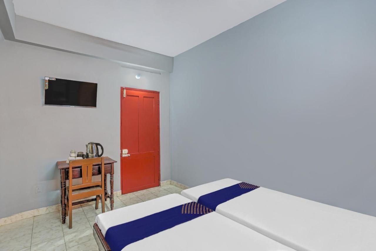 Spot On Kkp Tourist Home Thiruvananthapuram Exterior photo